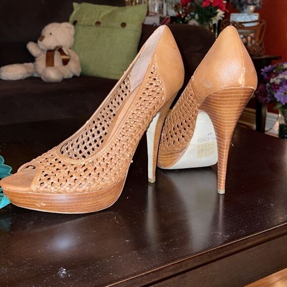 Brown Weaved Peep Toe Stilettos - Picture 7 of 9